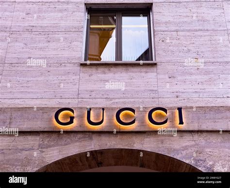 gucci florence rent 12 december